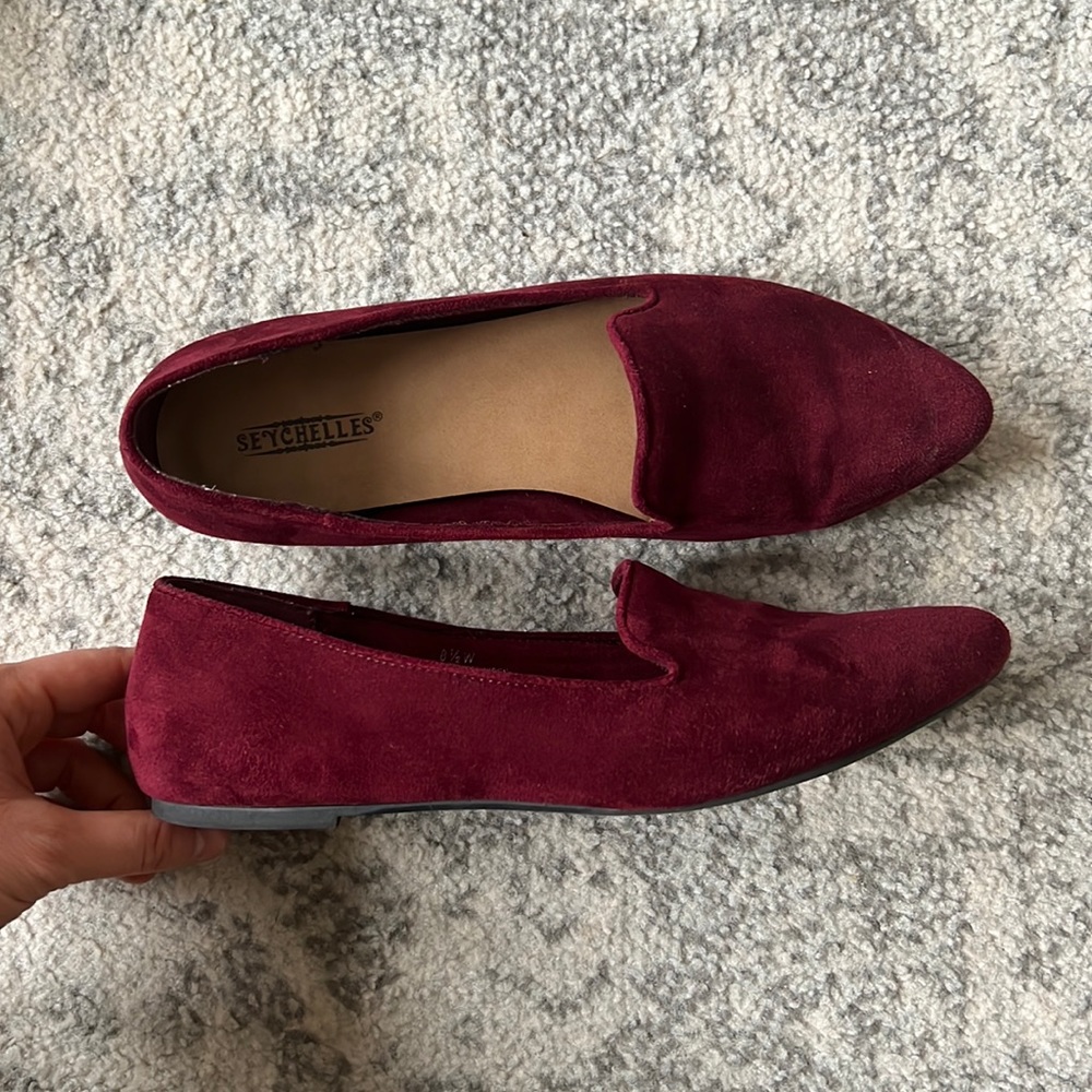 Velvet flats